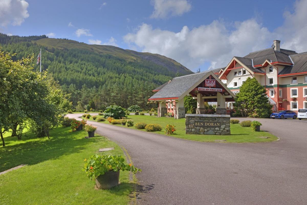 Muthu Ben Doran Hotel Tyndrum Buitenkant foto