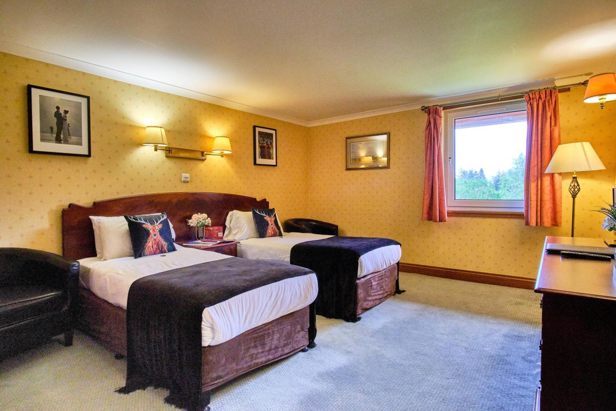 Muthu Ben Doran Hotel Tyndrum Buitenkant foto