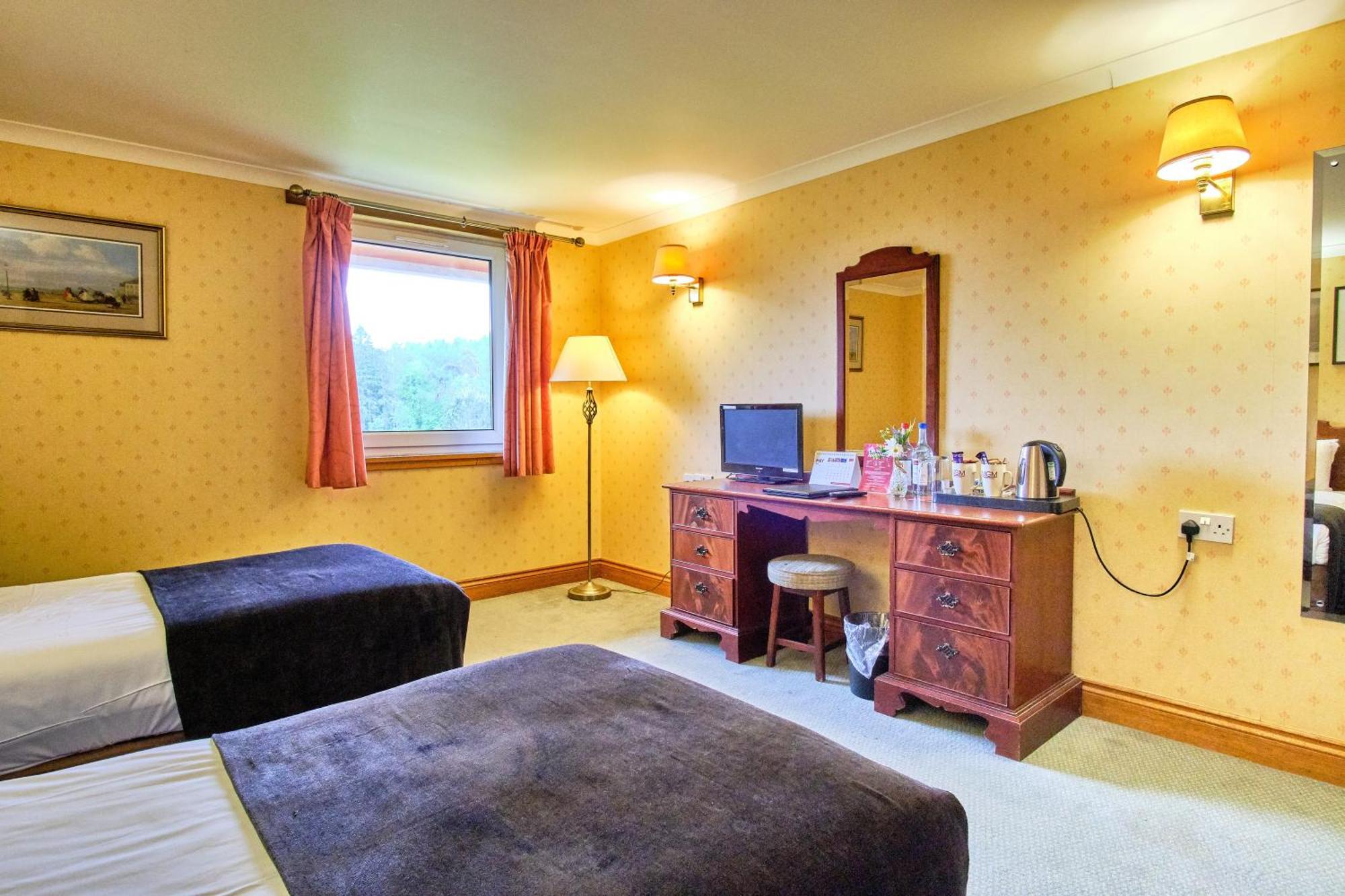 Muthu Ben Doran Hotel Tyndrum Buitenkant foto
